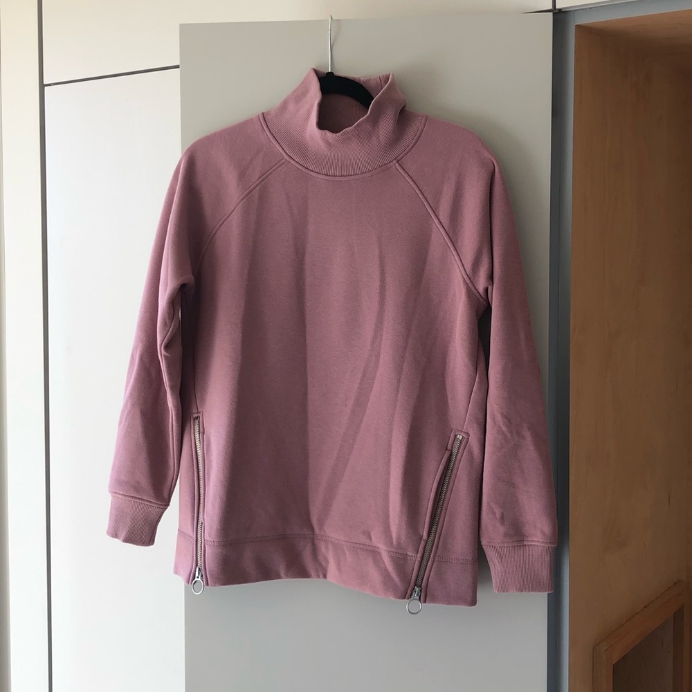 ATHLETA SWEATER